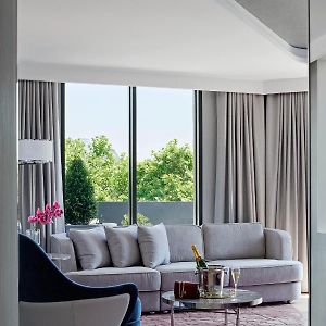 Royce Suite